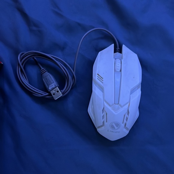 Keyboard mouse and headset combo - Picture 3 of 4